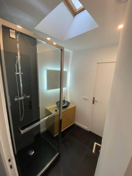 Apartment In Hyper Center - 3 Bedrooms Арль Экстерьер фото